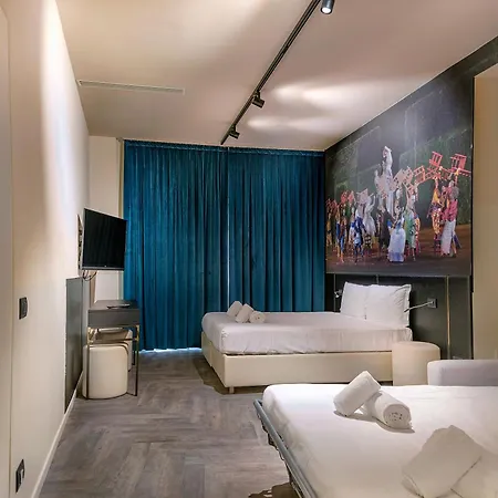 Italianflat - Theatrum And