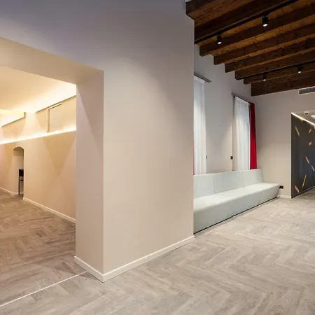 Guest house Italianflat - Theatrum And 2*